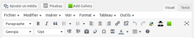 La barre d'outils peut être fortement enrichie par l'utilisation d'une extension, ici TinyMCE, NextGEN Gallery et Pixabay Images. On peut facilement ajouter différents types de fichiers, mettre en forme de façon plus poussée et variée...